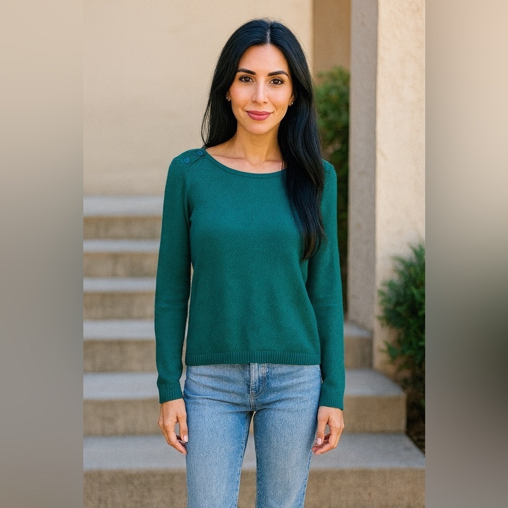 Ann Taylor LOFT Knit Sweater Size Small Green Long Sleeve Shoulder Button Detail
